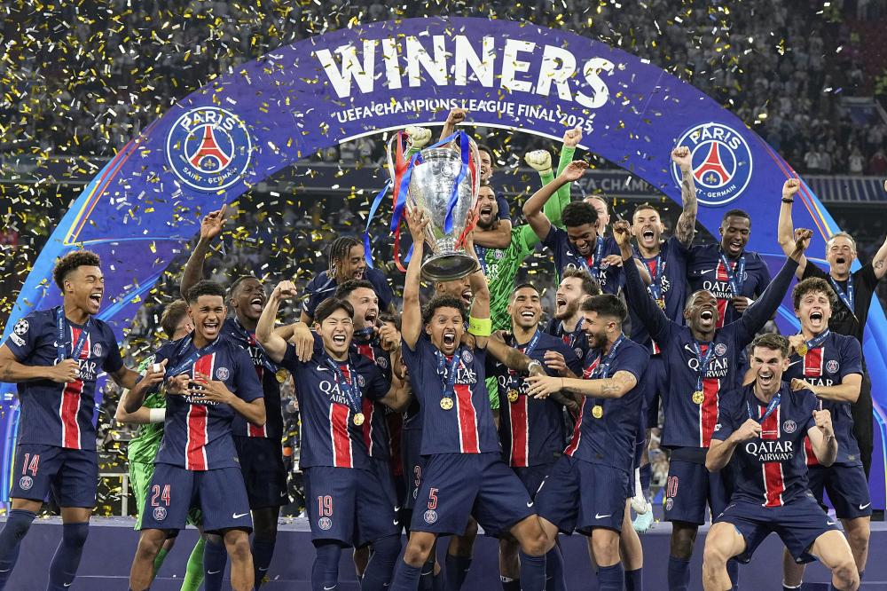 德保罗：去国家队前，梅西对我说他想再去诺坎普看看