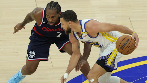 足球世界杯新增三座临时球场，应对球迷增长