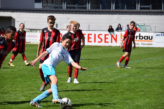 国米4-0横扫劲敌：劳塔罗连场破门状态回归，恩里克助攻令人欣喜