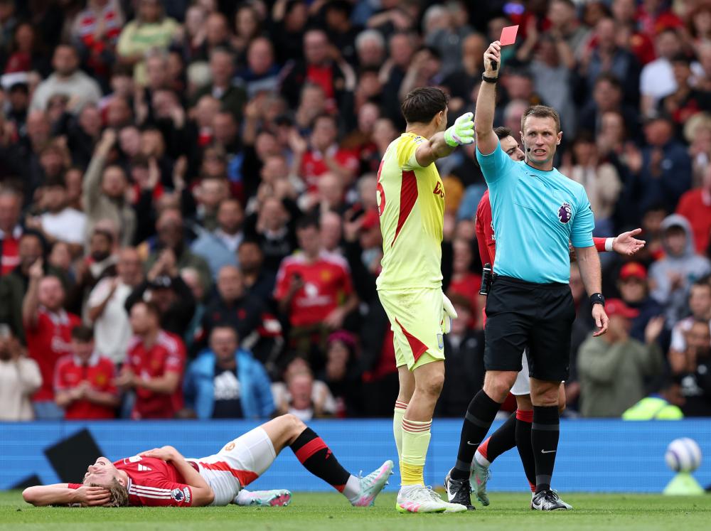 雷迪克：我们稳住了对手反扑的势头，面对不利判罚处理得当